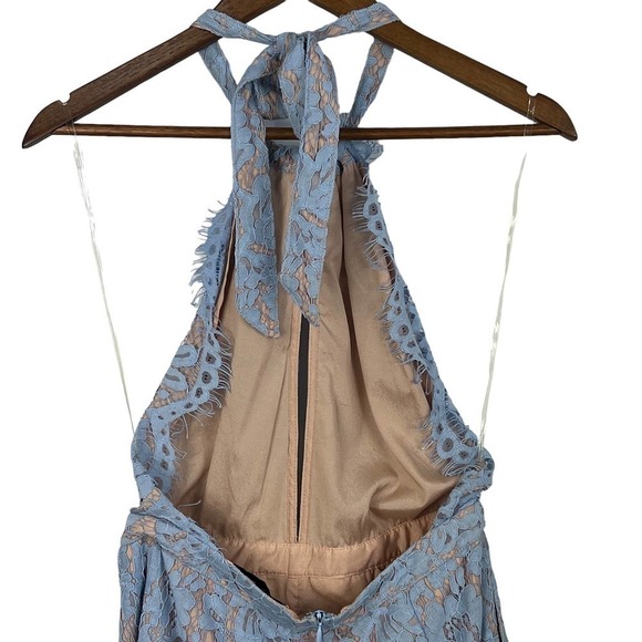 DO+BE EYELASH LACE OVERLAY CUTOUT OPEN BACK HALTER ROMPER SKY BLUE MEDIUM EUC - Picture 9 of 13